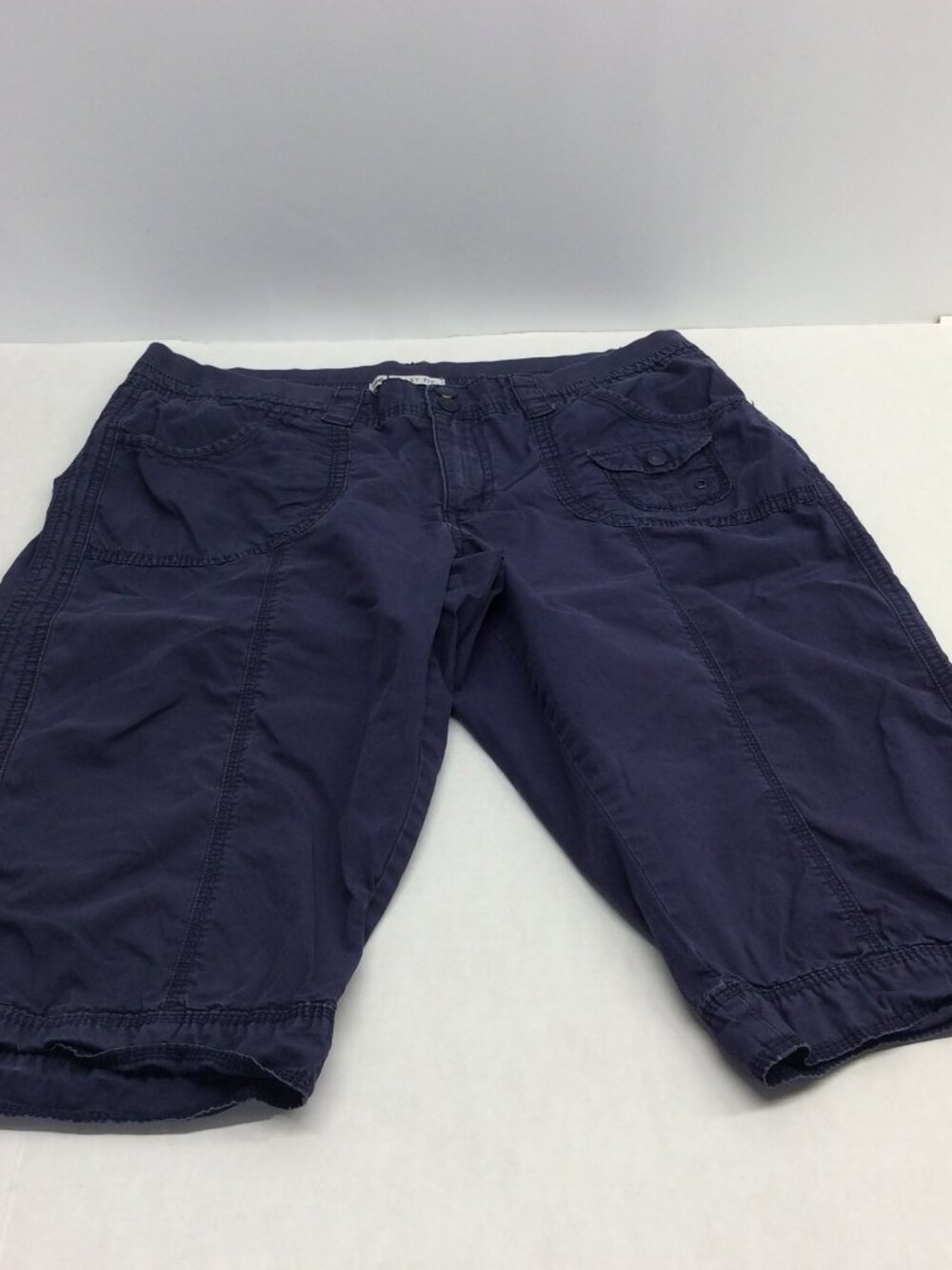 Lee Easy Fit Women's Cargo Capris Size 14 Medium Navy Blue Stretch